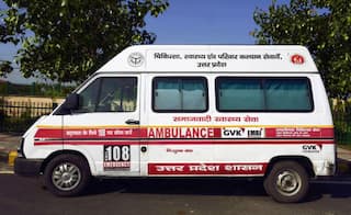 Boy enroute AIIMS dies in ambulance as agitated flat buyers protest against builders in Noida