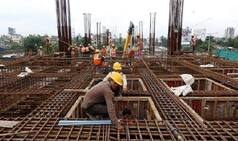 Israel To Employ 92,000 Foreign Workers To Fill Jobs In Agriculture, Industry, Hotels