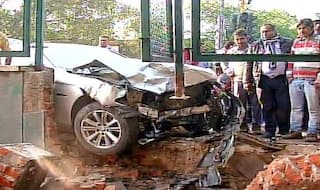 Delhi: Four injured as BMW rams into a car, auto rickshaw and boundary wall