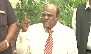 Justice Karnan writes to CJI, seeks Rs 14 crore compensation for 'disturbing mind and insulting in public'