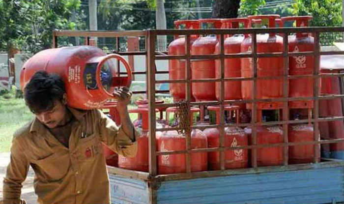 Non Subsidised Lpg Price In Delhi To Be Hiked By Rs 35 50 From