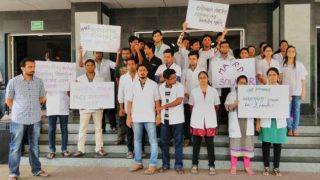 Mumbai: Resident Doctors go on 1-Day Strike to Protest Against JJ Hospital Doctors' Assault, Security Tightened Outside Sion Hospital