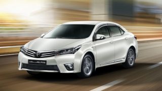 New 2017 Toyota Corolla Altis facelift India launch today; Top 5 things to know