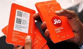 Jio यूजर्स को लग सकता है झटका, खत्म होगी अनलिमिटेड कॉलिंग की सुविधा!
