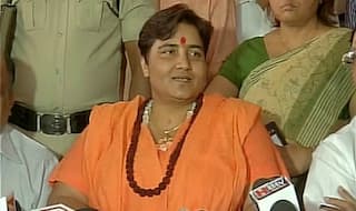 Maharashtra HRC ने Pragya Singh Thakur को हिरासत में प्रताड़ना के मामले में DGP को किया तलब