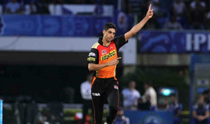 IPL 2017: Ashish Nehra achieves rare milestone, completes 100 wickets ...