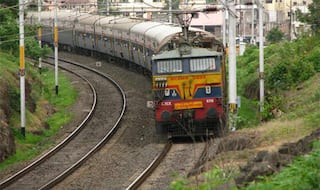 Indian Railways to Roll Out First Anubhuti Coach in August: Highlights and Special Features