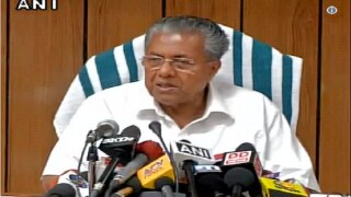 Sabarimala Row: CM Pinarayi Vijayan Briefs Governor Over Violence in Kerala, Says 9,193 Accused Belong to Sangh Organisations