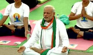 International Yoga Day 2017: PM Narendra Modi Performing Yoga in Lucknow Telecast at Doordarshan