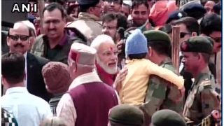 देखें: केदारनाथ मंदिर में किस अंदाज में लोगों से मिले मोदी