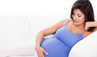 सूर्यग्रहण 2022: गर्भवती महिलाओं को भूलकर भी नहीं करने चाहिए ये काम, बच्चे पर पड़ता है बुरा असर