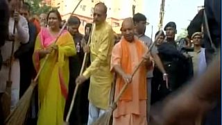 Following UP's poor performance in Swachh Survekshan 2017, Yogi Adityanath wields broom in Lucknow streets