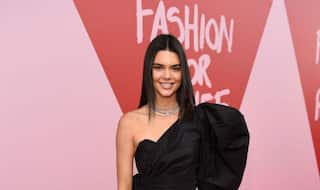 Here's how Victoria's Secret model Kendall Jenner keeps her hair super shiny!
