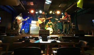 The Finch, Mumbai’s brand new live music pub is a treat for the ears!