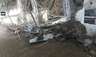 वैष्णो देवी भवन मार्ग पर अर्धकुमारी में भूस्खलन, एक महिला की मौत