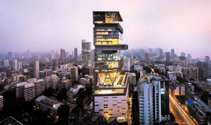 Bomb Disposal Squad Outside Mukesh Ambani