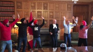 Canadian MPs do the bhangra dance with Maritime Bhangra Group and the video is going viral!