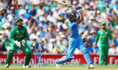 चैंपियंस ट्रॉफीः हारे हुए मैच में 'बाजीगर' बने हार्दिक पंड्या, 43 गेंदों में ठोक डाले 76 रन