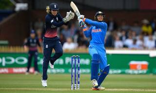 महिला विश्व कप: भारत ने इंग्लैड को दी करारी शिकस्त, जीत के साथ की टूर्नामेंट की शुरुआत