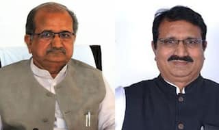 गुजरात: जब शिक्षा और सामाजिक न्याय विभाग संभालने वाले मंत्री दिखे जानू-टोने के प्रोग्राम में!