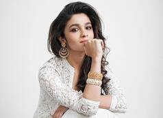 Alia Bhatt Sheds Tears After Listening to 'Mere Desh Ki Zameen'