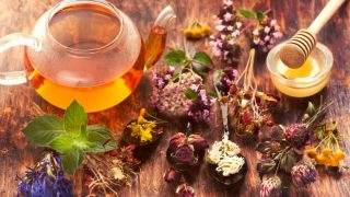 Soothing Herbal Teas For Monsoon