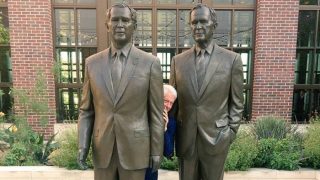 Bill Clinton Hides Between Two Bushes And Twitterati Can't Help Creating Memes And Photoshopping Him And Taking Digs at Sean Spicer