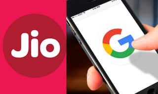 अब तक नहीं लिया 4जी स्मार्टफोन? सिर्फ 500 रुपये में रिलायंस जियो कर सकता है आपकी ख्वाहिश पूरी