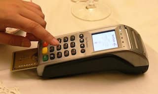 Government Planning to Give 2 Per Cent Relief on GST For Digital Payments