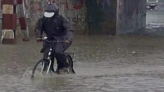 Monsoon 2017: Floods Affect Lakhs in Gujarat, Assam; More Rains Forecast in Delhi, Mumbai