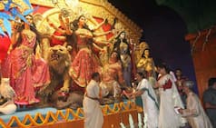 Durga Idol Immersion Will be Halted For 24 Hours Due to Muharram, Says Mamata Banerjee