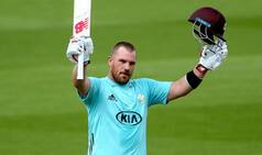 Aaron Finch Smashes 30 Runs in One Over Against Sussex in NatWest T20 Blast, Watch Video