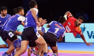 Pro Kabaddi League 2017: Haryana Steelers Pip Dabang Delhi in Close Contest