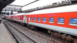 Express Trains Running Status Schedule And Delays At Important