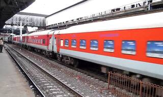 Army Soldier Makes Bomb Hoax Call to Delay New Delhi-Bengaluru Rajdhani Express, Arrested