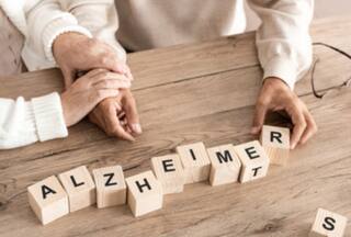 World Alzheimer   s Day 2023: 5 Effective Ways to Manage This Brain Disorder