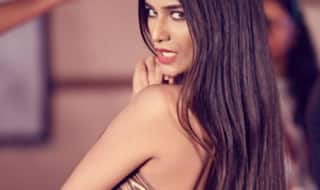 केरल बाढ़ पीड़ितों की मदद के लिए आगे आईं पूनम पांडे, ऐसे की मदद