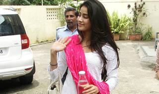 Jhanvi Kapoor Is The New Desi Girl, These 8 Pics Are The Proof!