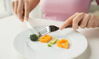 Weight Loss In Winter: सर्दियों में वजन कम करने के लिए डाइट में शामिल करें ये सब्जियां, सेहत में दिखेगा असर