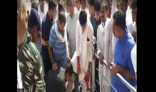 Watch: Security Guard Takes Off Rajasthan Congress Leader's Shoes at Temple