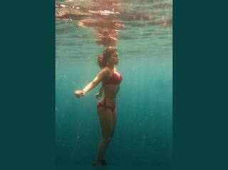 Shriya Saran Is Taking The Internet By Storm With Her Red Hot Bikini Underwater Pic