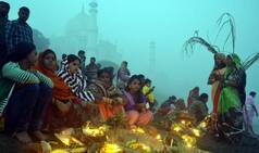 Chhath Puja 2017 Date & Time in Uttar Pradesh: October 26 Sunset and 27 Sunrise Timings in Lucknow, Varanasi, Allahabad and Kanpur