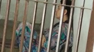 Honeypreet Insan Breaks Down as Parents Meet Her in Jail Before Diwali Honeypreet Insan Breaks Down as Parents Meet Her in Jail Before Diwali