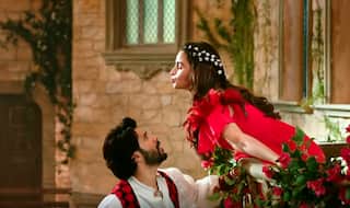 Varun Dhawan     Alia Bhatt Recreate Romeo-Juliet To Drive Home A Very  Important Point (Watch Video)