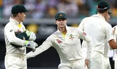 Smith Backed up by Moises Henriques For Supporting Bancroft in Sandpaper Gate