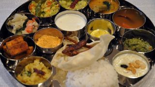 This Twitter Thread With Pictures of Delicious Thalis From all 29 Indian States Will Make you Damn Hungry