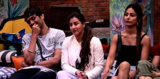 Bigg Boss Nominates All Except Hina Khan For Discussing Nominations