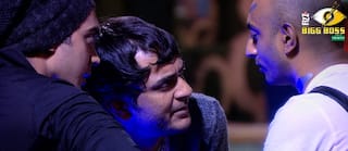 Bigg Boss 11 December 12 2017 Full Episode LIVE Update: Vikas Gupta Blames Priyank Sharma For Calling Him A BiSexual