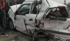 10 Cars Collide on Lucknow-Agra Expressway Due to Dense Fog, Several Injured - Watch Video