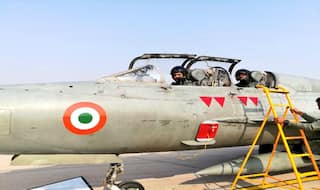 Air Chief Marshal BS Dhanoa Flies The Last Sortie of The    Hawkeyes